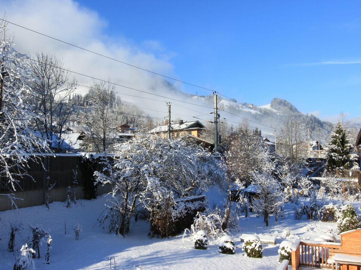 Apartment Apartment Kitzbuhel near Ski Slopes - Outdoor photo 2