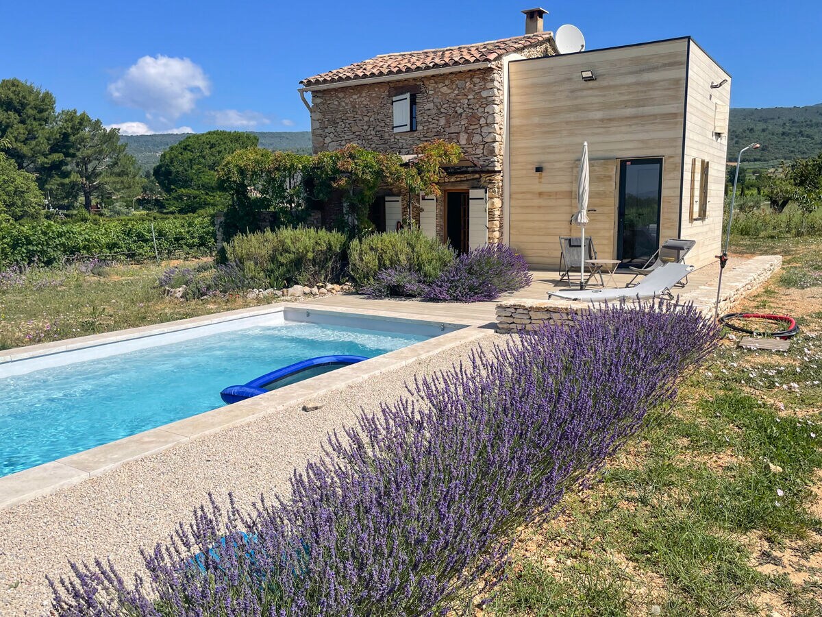 Holiday house Quiet, comfortable vacation home in the middle of greenery - 201 VIL