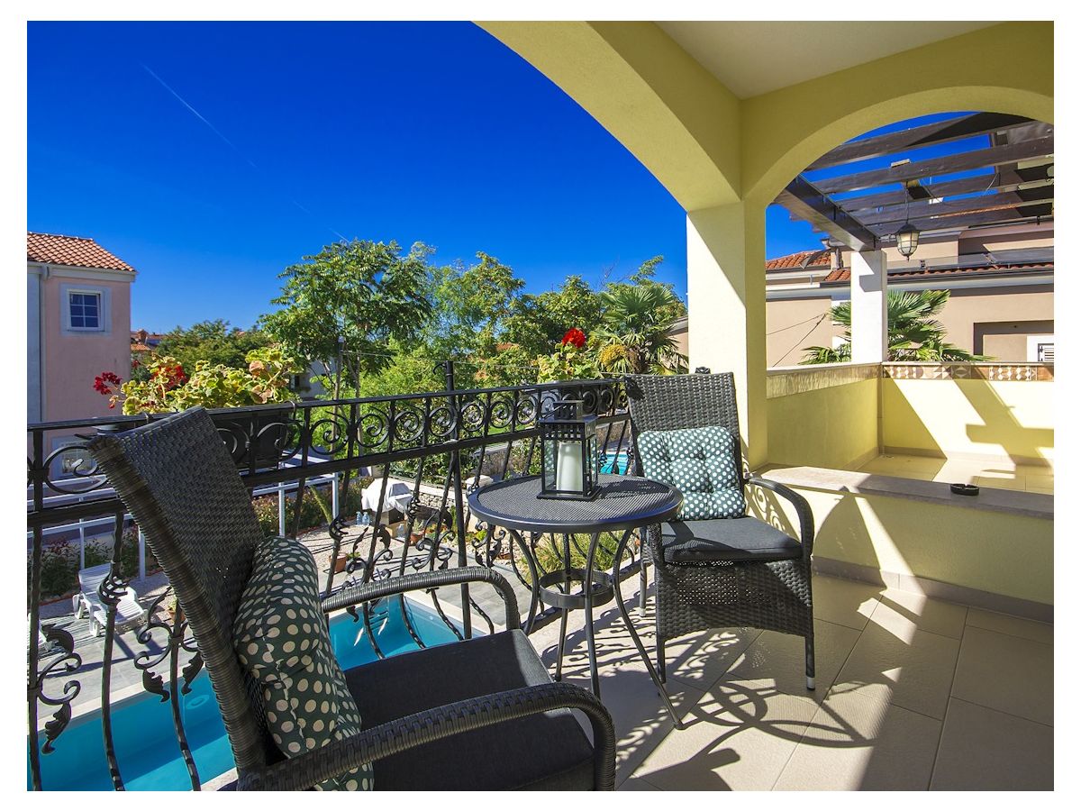 Holiday apartment Villa Luka Apartment Gray mit Pool