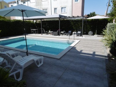Holiday apartment Villa Luka Apartment Gray mit Pool - Outdoor photo 16