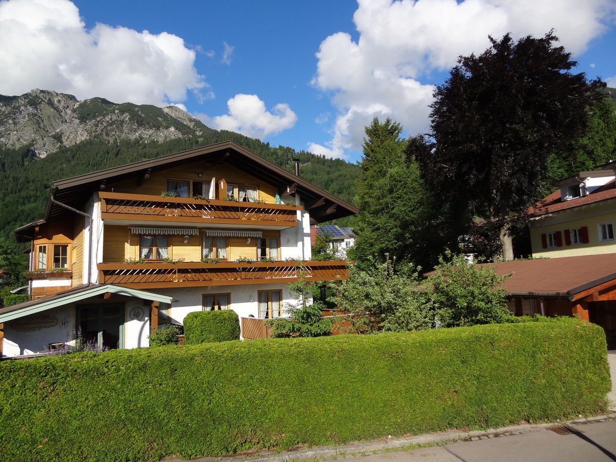 Holiday apartment Sonnenheim three-room - Outdoor photo 2