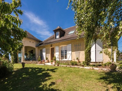 Villa Villa mit Pool in Corrèze - Outdoor photo 4