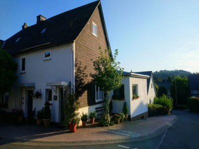 Apartment Modernes Appartement in Usseln mit Terrasse - Outdoor photo 10
