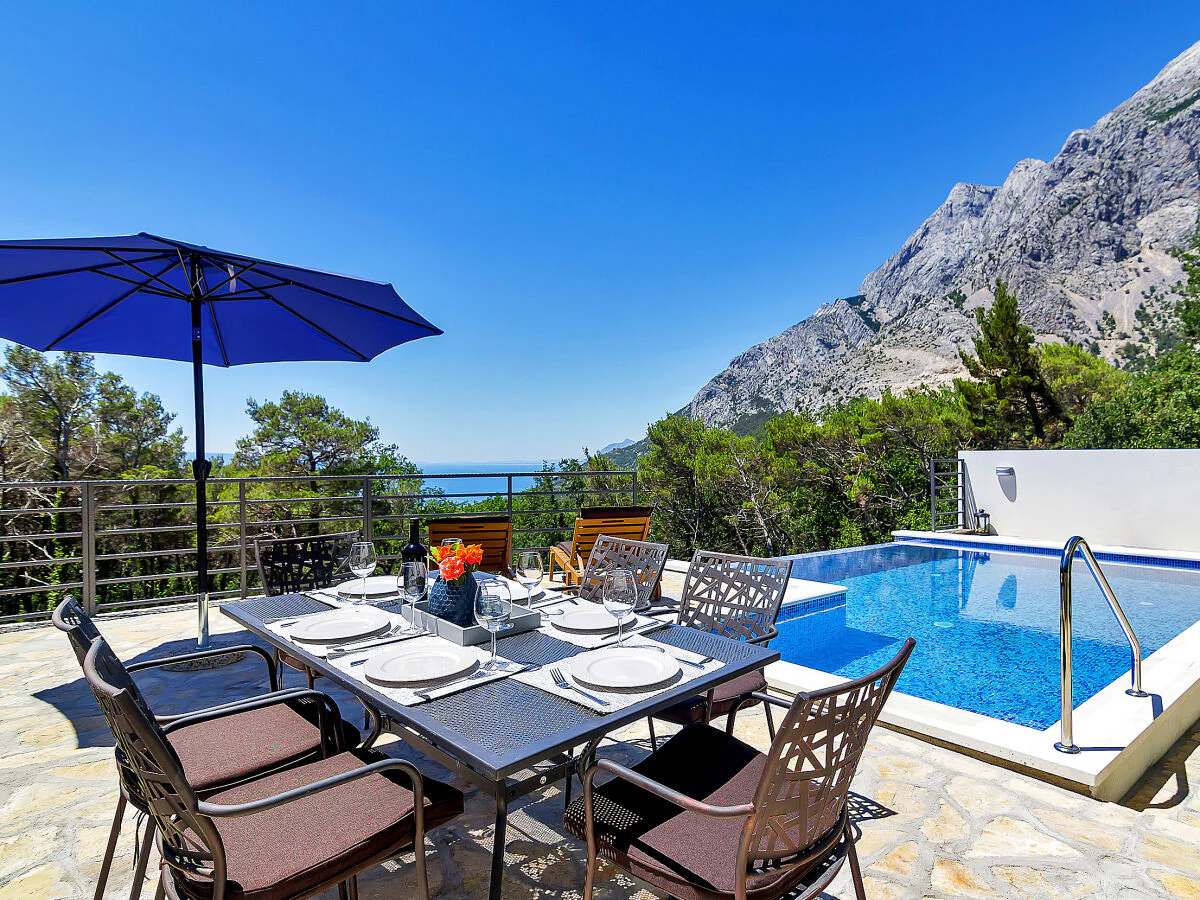 Holiday house Sergio mit Pool und Meerblick