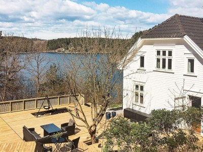 Holiday house 7 Personen Ferienhaus in Høvåg - Holiday house