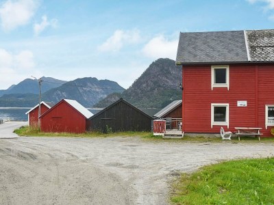 Holiday house 4 person holiday home in Måndalen - Holiday house