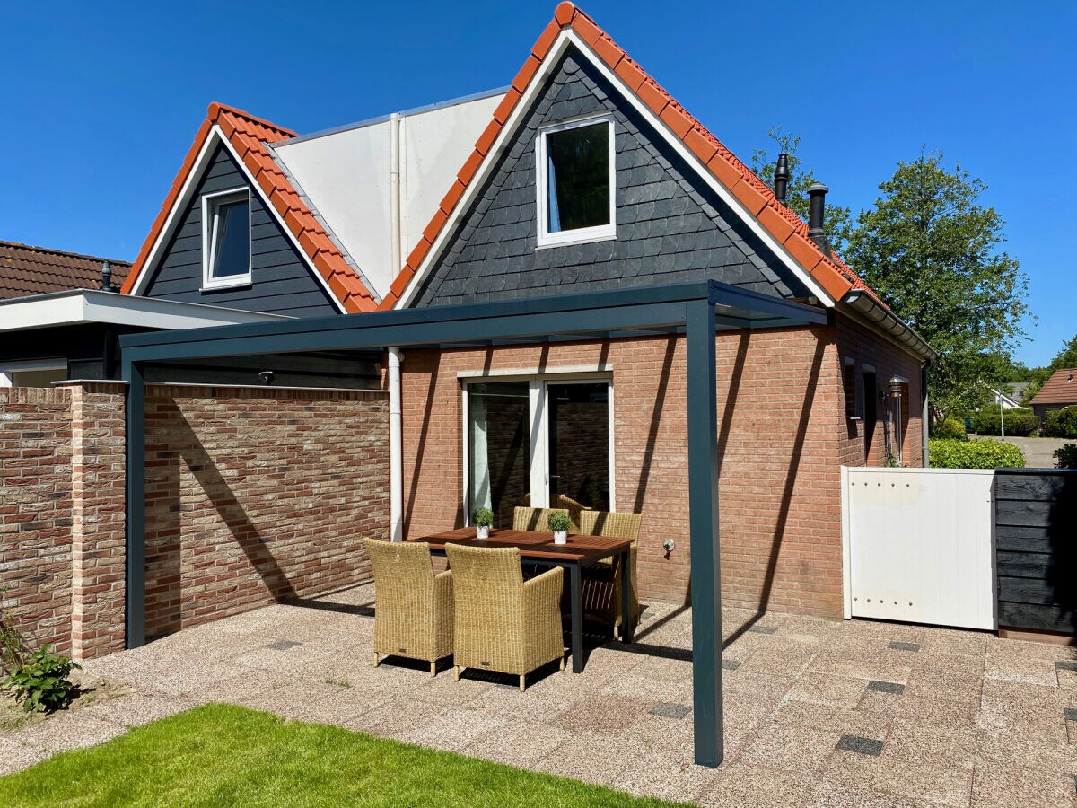 Holiday house Hoge Weide 33