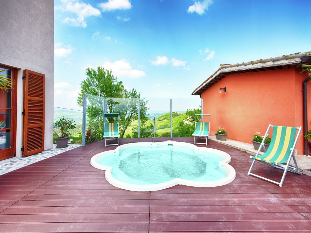 Cottage Hidden Hamlet Stay with Pool - Outdoor photo 4