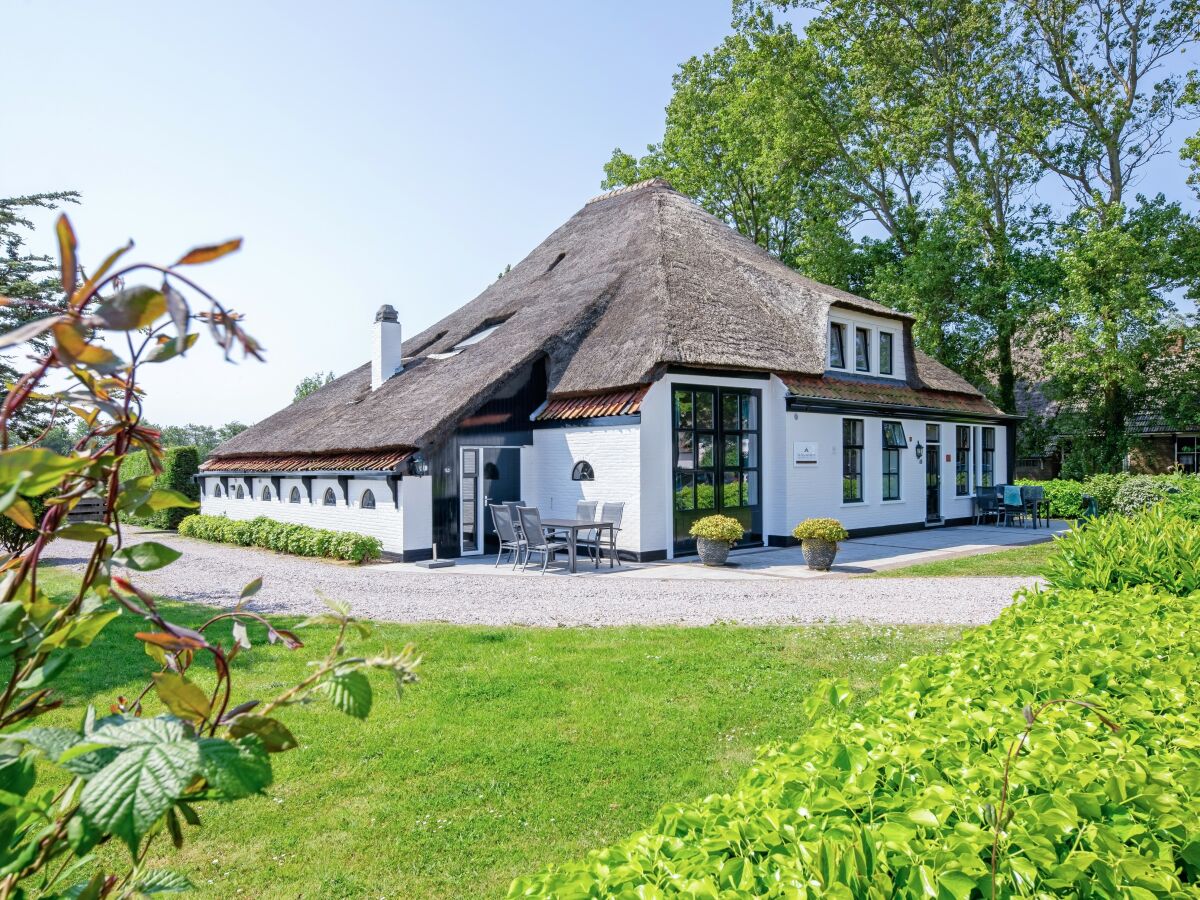 Holiday apartment Gouden Reaal 23