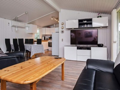 Holiday house 8 Personen Ferienhaus in Væggerløse-By Traum - Outdoor photo 6