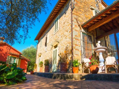 Holiday house Ferienhaus in Montecatini mit Sauna & See - Outdoor photo 5