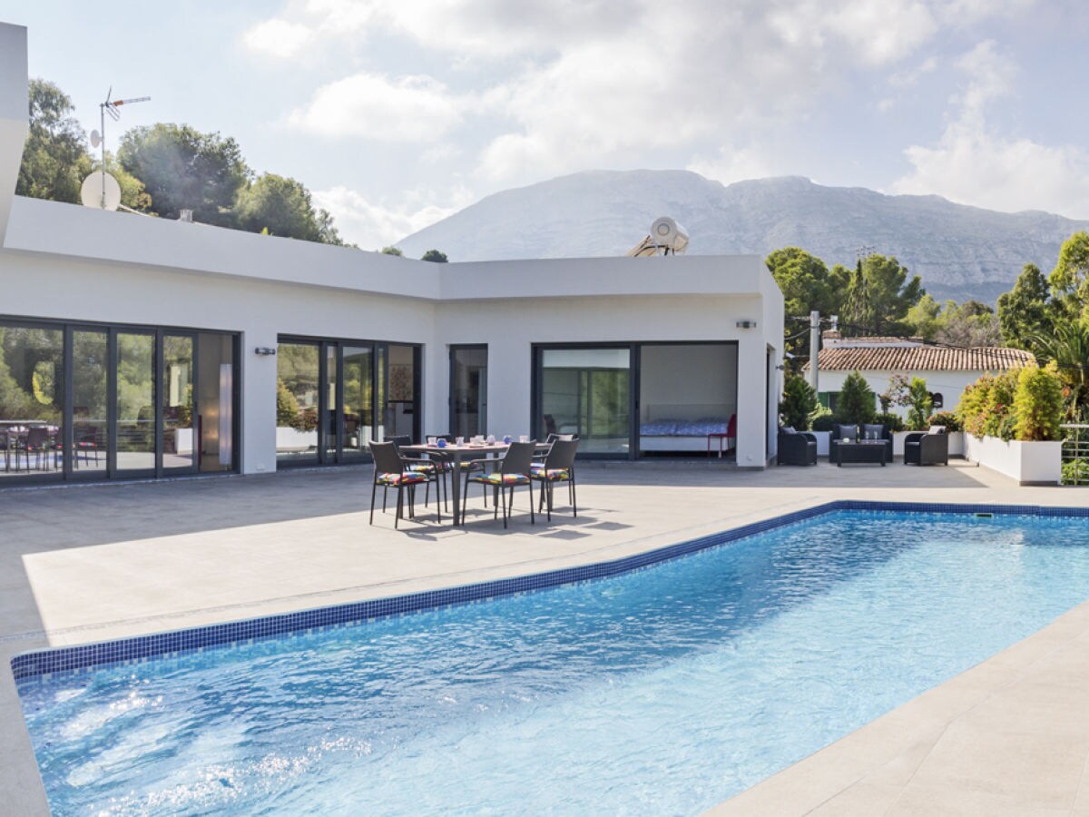 Holiday house Deluxe Villa Perseu