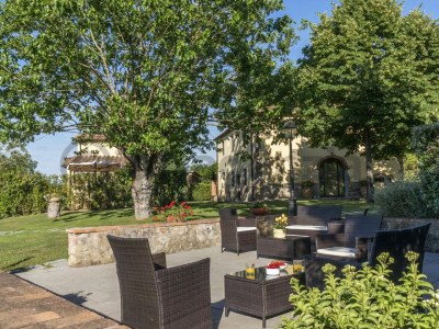 Villa Beautiful villa with private pool (exclusive use) - Outdoor photo 2