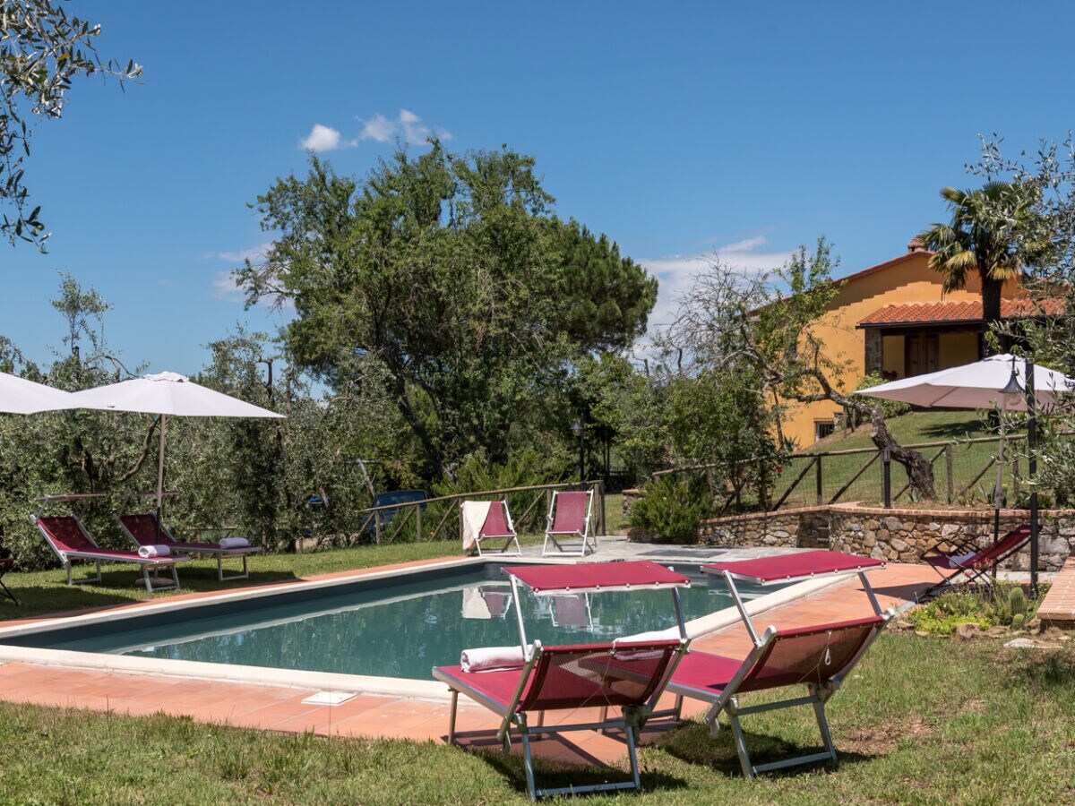 Holiday house Holiday house with private pool - Outdoor photo 2