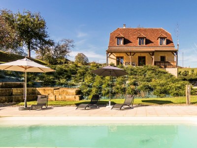 Villa Luxusvilla am Pool in Montignac in Black Périgord - Villa
