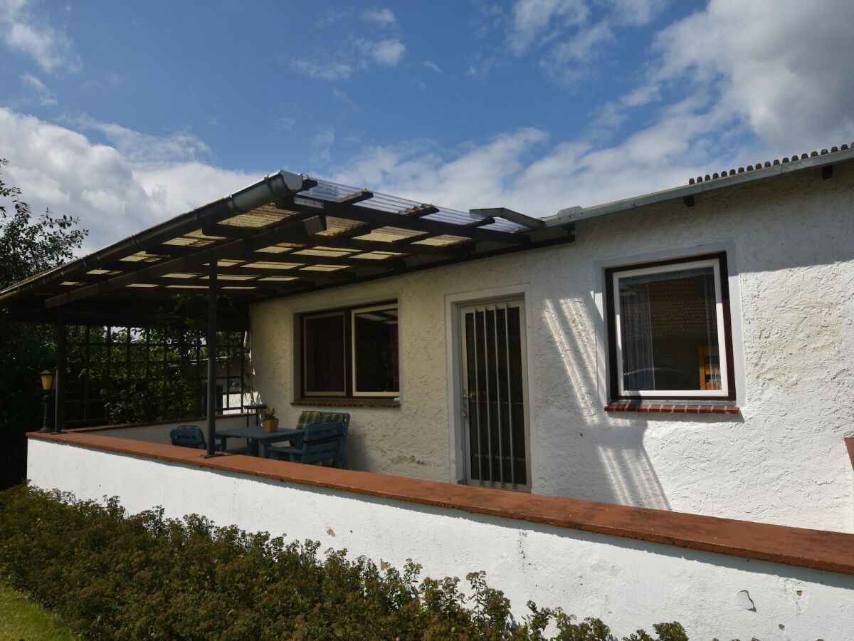 Bungalow Ferienwohnung auf dem Land in Strandnähe