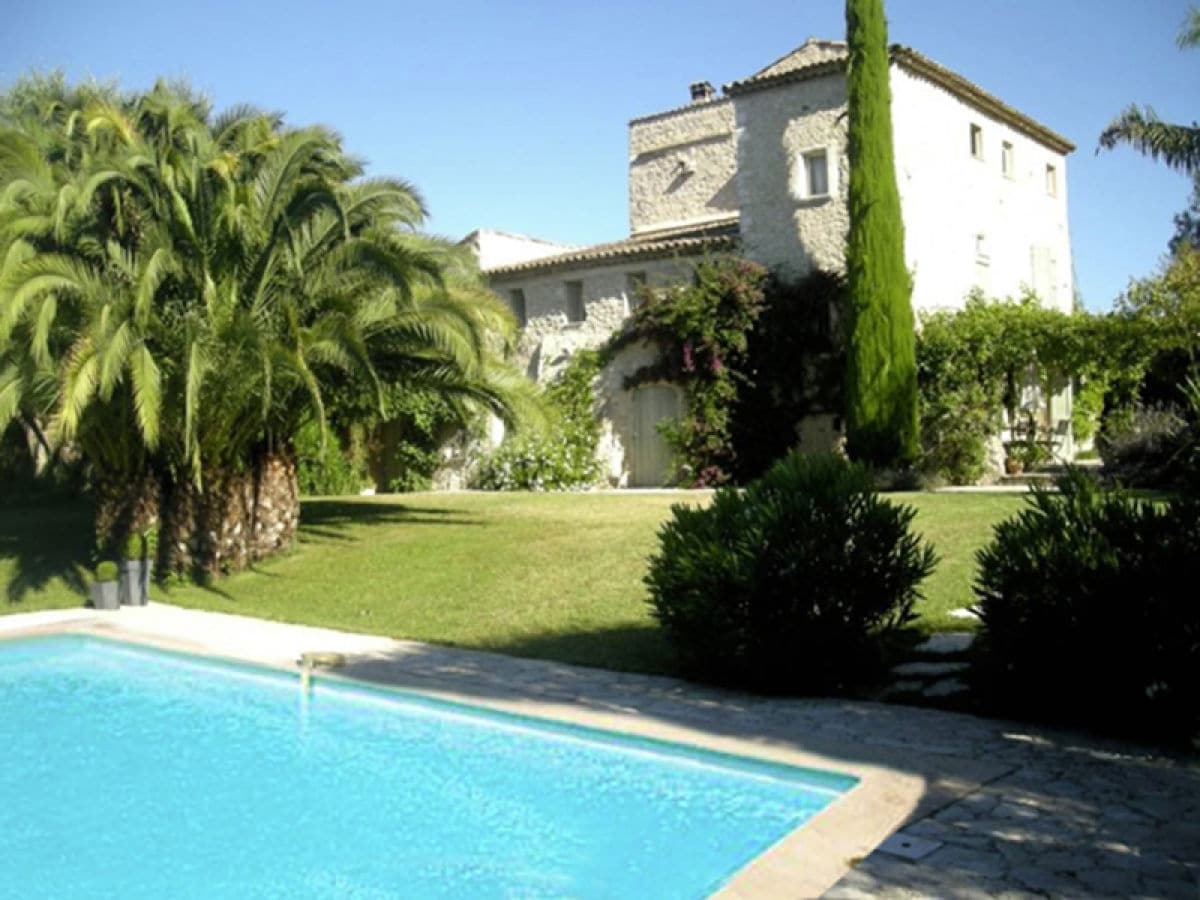 Villa De Serre