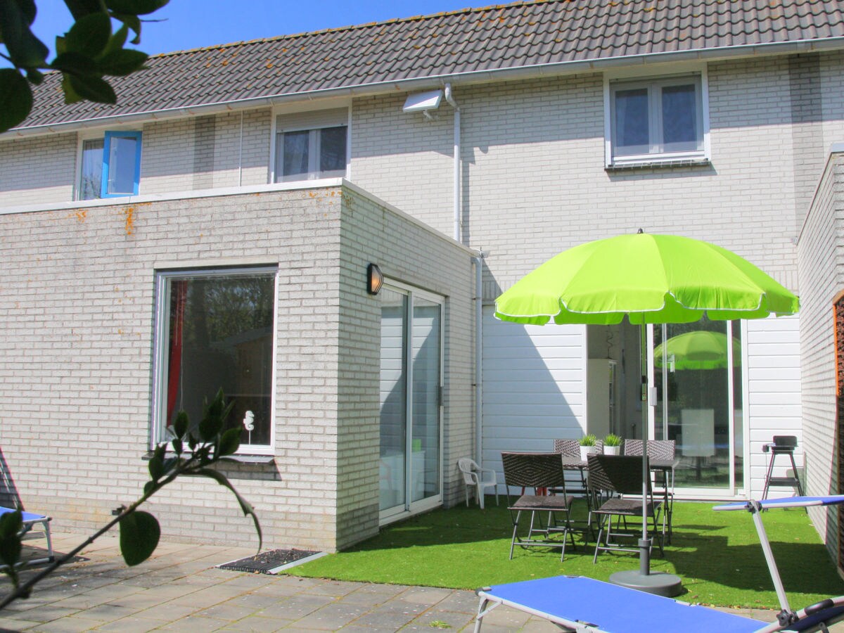 Holiday house De C'oogse Strandloper - Outdoor photo 3