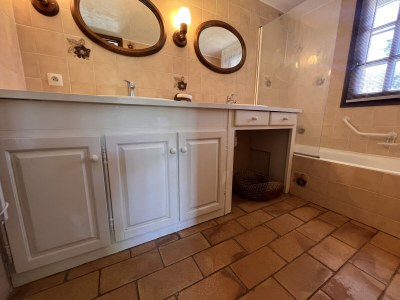 Villa H165 with pool, in calm surroundings and close to the beach - Features photo 13