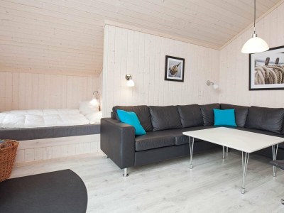 Holiday house 10 person holiday home in Großenbrode - Outdoor photo 9