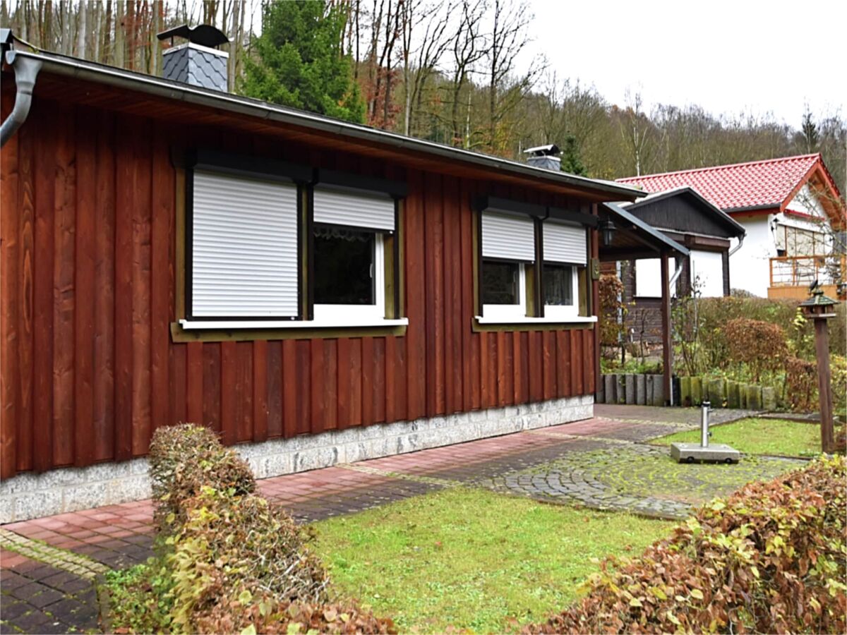 Bungalow Holiday Home with Parking - Outdoor photo 5
