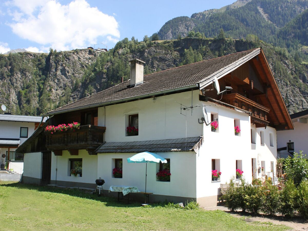 Holiday house Bauernhaus im Ötztal nahe Skigebieten