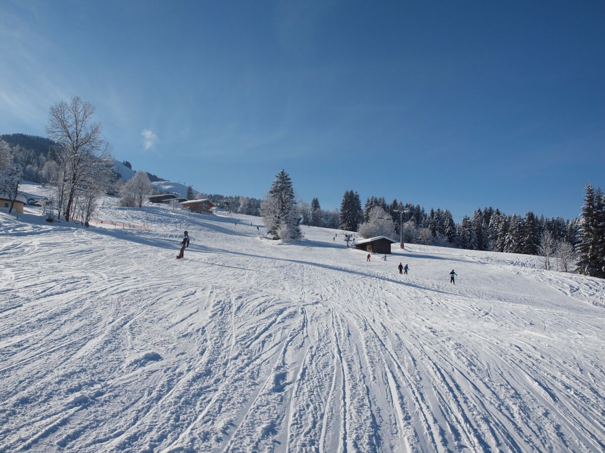Apartment Chalet in St Johann by Ski Slope - Outdoor photo 2