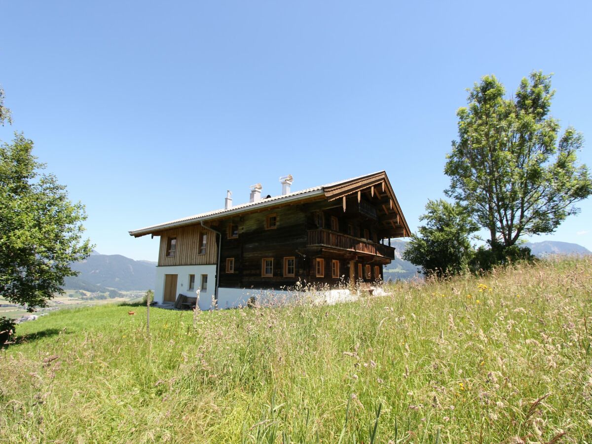 Apartment Chalet in St Johann by Ski Slope - Outdoor photo 4
