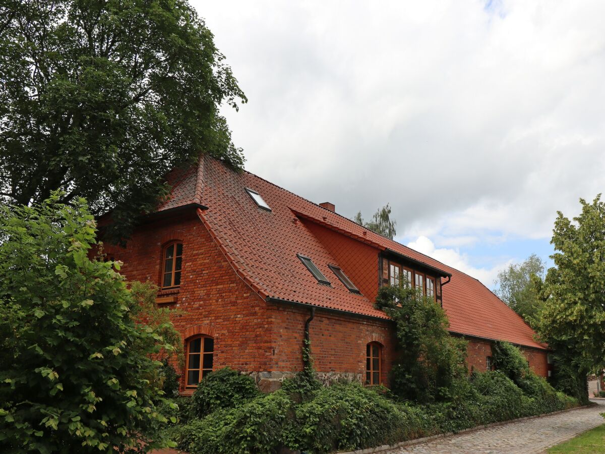 Cottage Gutshaus in Gressow mit Teich