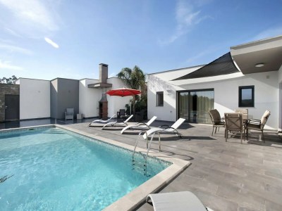 Villa Spacious Villa in Salir de Mato with Private Pool, Terrace - Outdoor photo 5