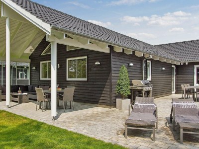 Holiday house 20 Personen Ferienhaus in Hasselberg - Outdoor photo 4