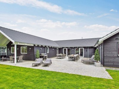 Holiday house 20 Personen Ferienhaus in Hasselberg - Outdoor photo 5