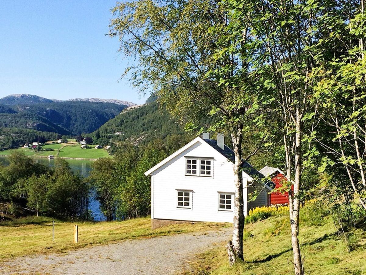 Holiday house 8 person holiday home in Masfjordnes-By Traum