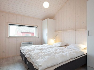 Holiday house 10 person holiday home in Großenbrode - Outdoor photo 8