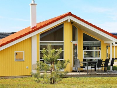 Holiday house 6 person holiday home in Großenbrode - Outdoor photo 2