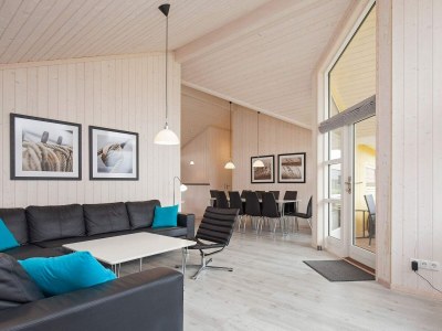 Holiday house 10 person holiday home in Großenbrode - Outdoor photo 11