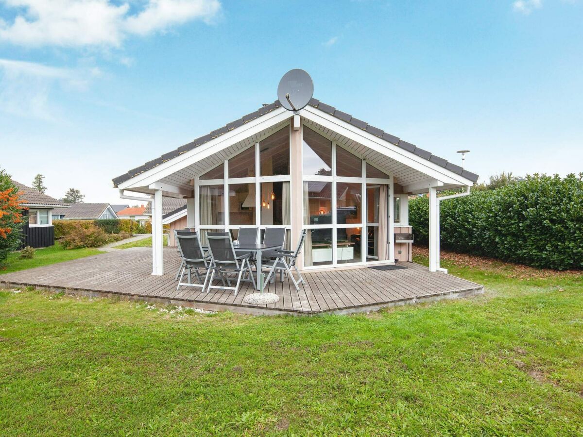 Holiday house 6 person holiday home in GROEMITZ - Outdoor photo 2