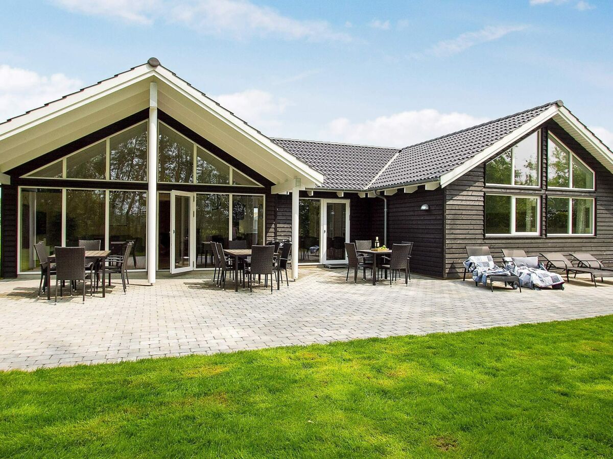 Holiday house 16 person holiday home in Hasselberg - Outdoor photo 3