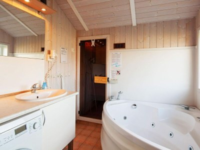 Holiday house 6 person holiday home in GROEMITZ - Outdoor photo 20