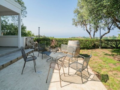 Apartment Apartment in Gasponi with Mountain Views - Outdoor photo 7
