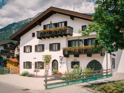 Holiday apartment At the Riesch guest house |large apartment in Garmisch-Partenkirchen - Holiday apartment