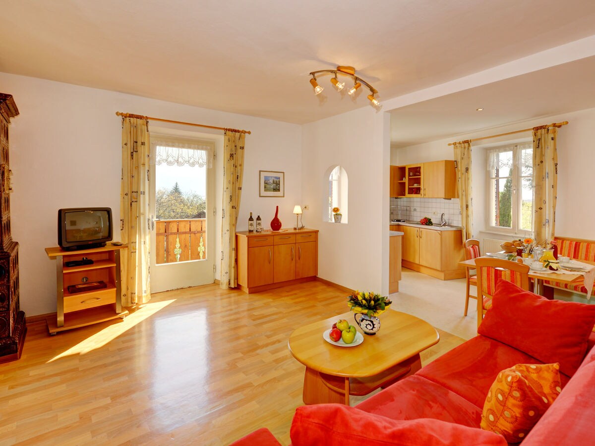 Holiday apartment Schrenteweinhof 1
