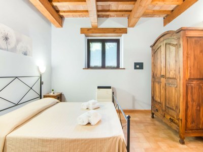 Farmhouse Holiday Home in Apecchio with Panoramic Views - Features photo 22