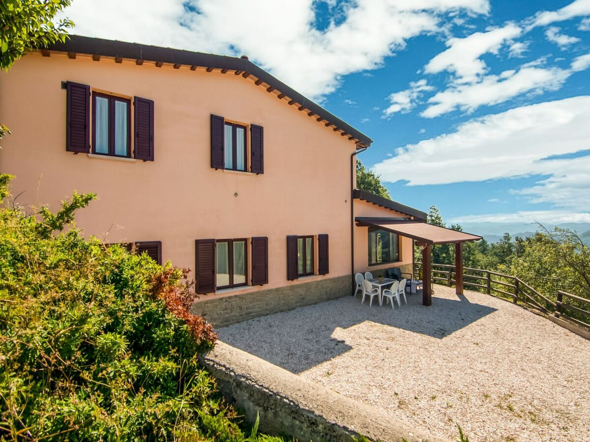 Farmhouse Panoramic Countryside Home - Outdoor photo 3