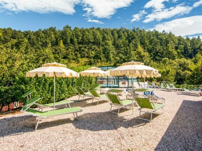 Farmhouse Panoramic Countryside Home - Outdoor photo 9
