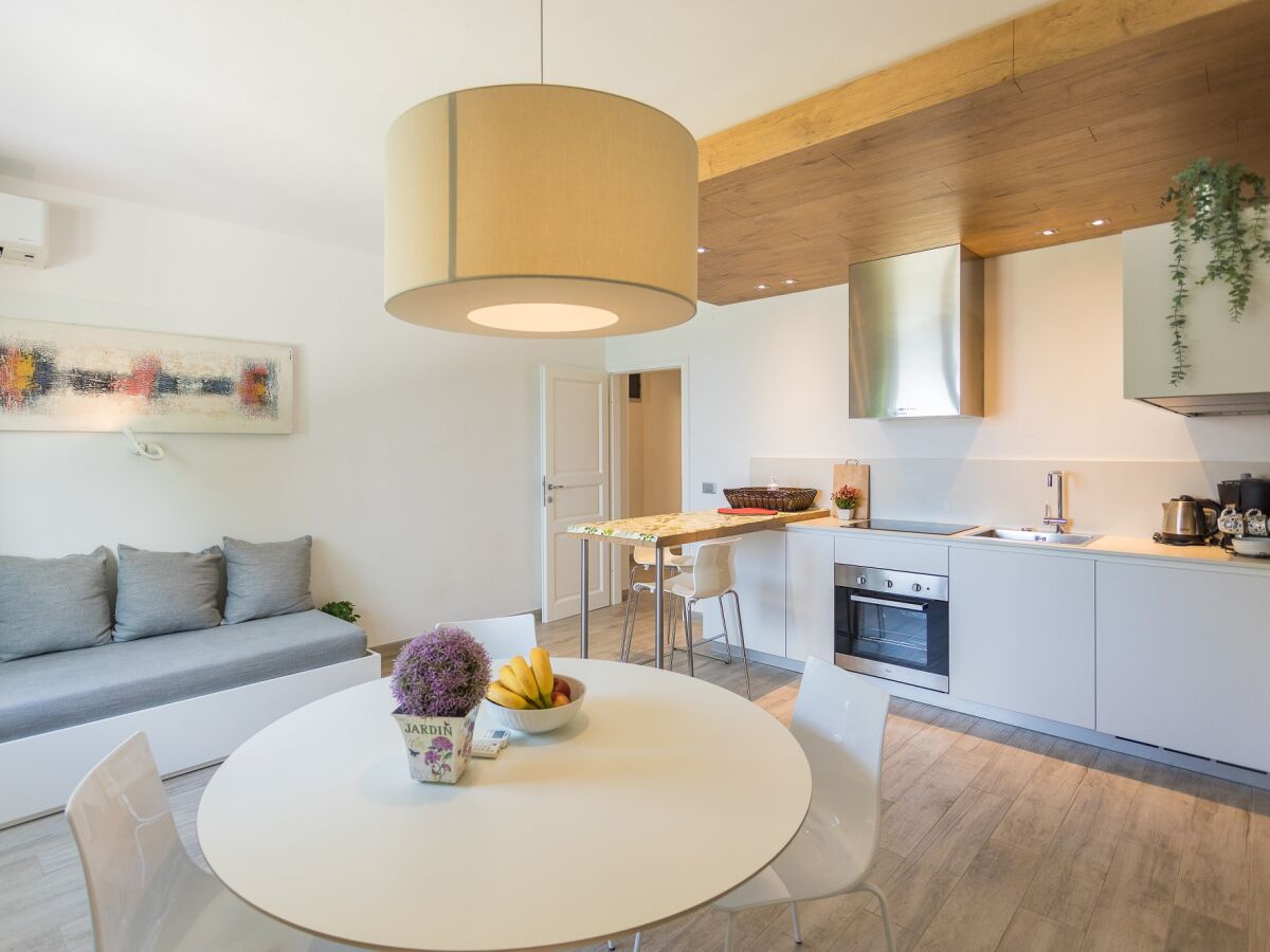 Holiday apartment Modern Luxus 20 m vom Meer
