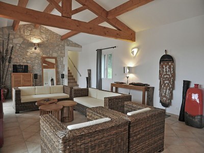 Villa Cosy holiday home with views and private pool - Features photo 10