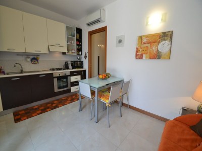 Apartment Air-conditioned with a pool, spa and fitness centre - Features photo 20
