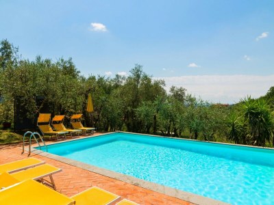 Farmhouse Farmhouse in Montecatini Terme with Sauna - Outdoor photo 4