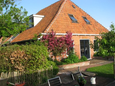 Holiday apartment The Chestnut Tree in Ezinge - Holiday apartment